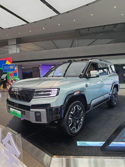 佛山三水区运月蓝企业管理咨询比亚迪方程豹硬派越野的爆款，英菲尼迪35周年与你共成长